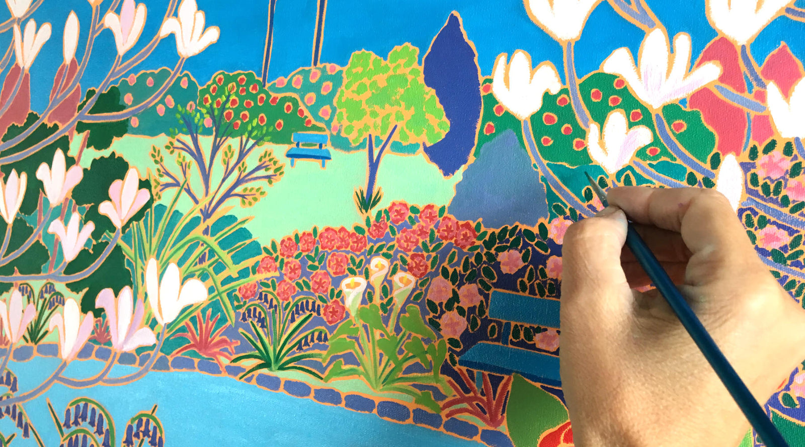 Artist Joanne Short painting flowers