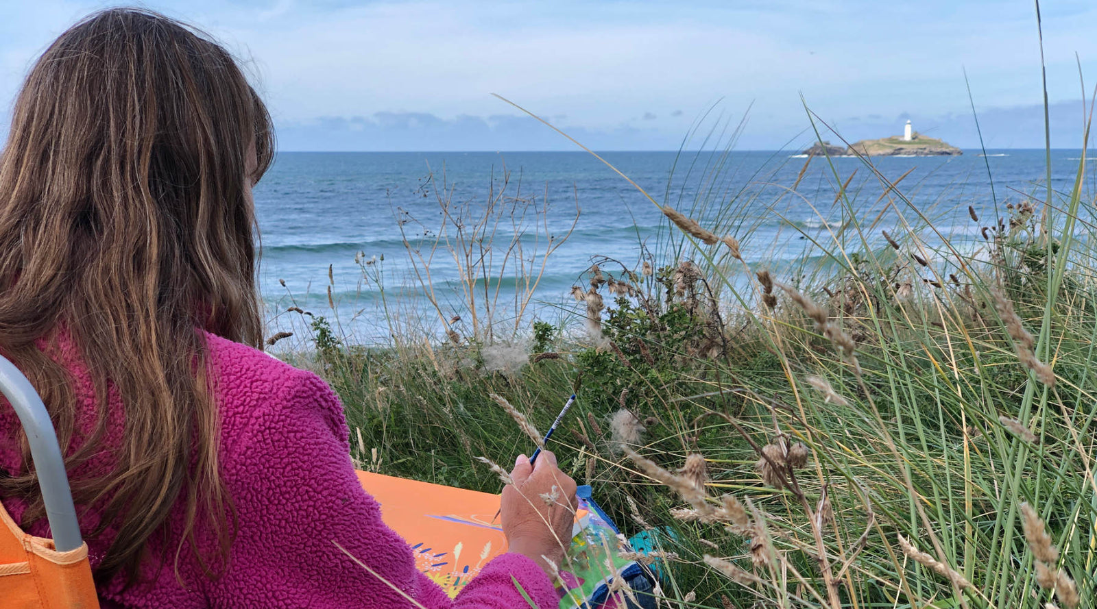 A Closer Look at Paintings of Beaches by Cornish Artist Joanne Short