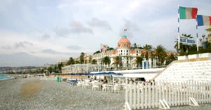Arty Weekend in Nice, France, Côte d'Azur John Dyer Gallery