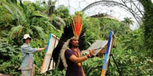 John Dyer and Amazon Indian Nixiwaka Yawanawá at the Eden Project