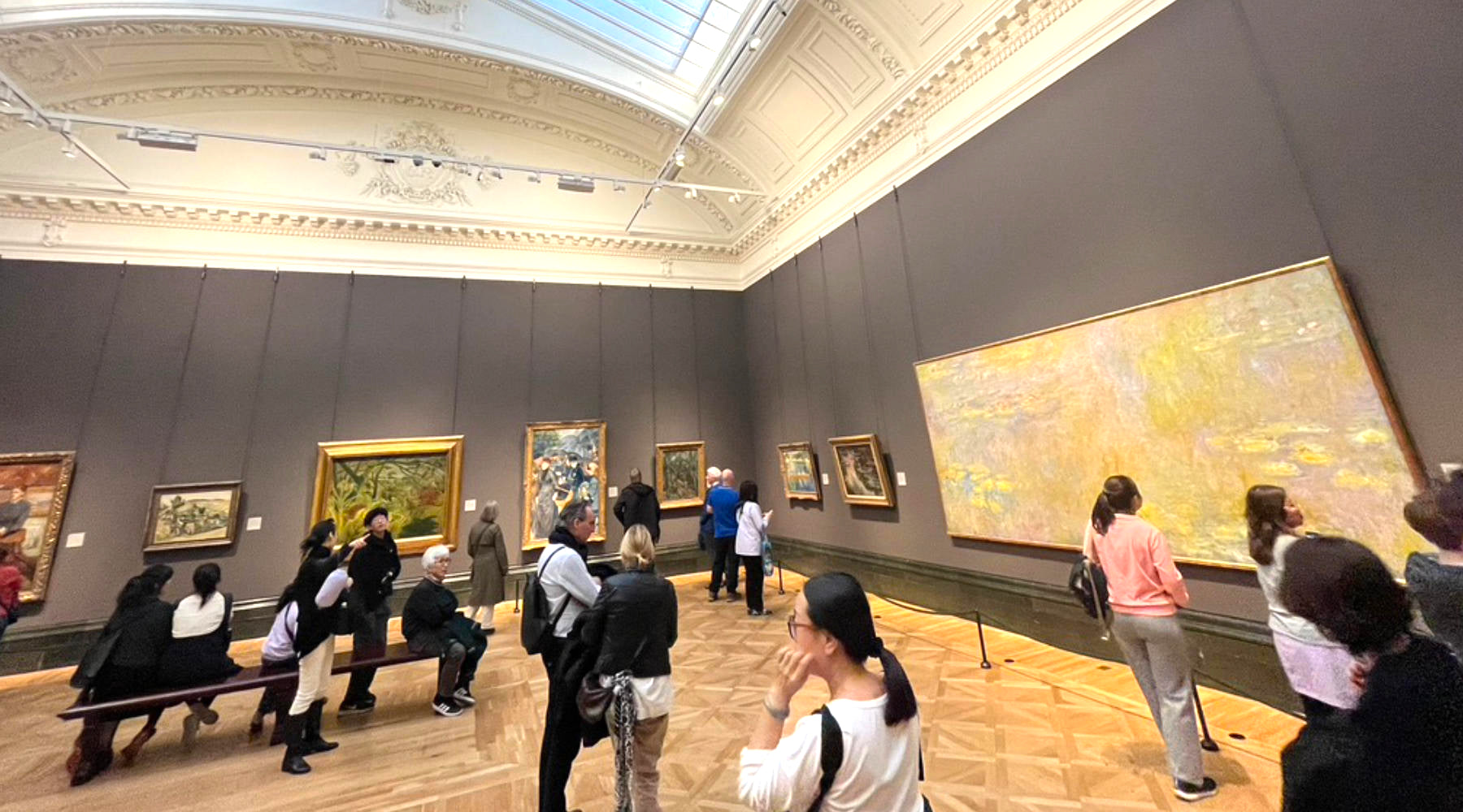 Photograph of the interior of a UK Art Gallery collection of paintings at the National Gallery in London